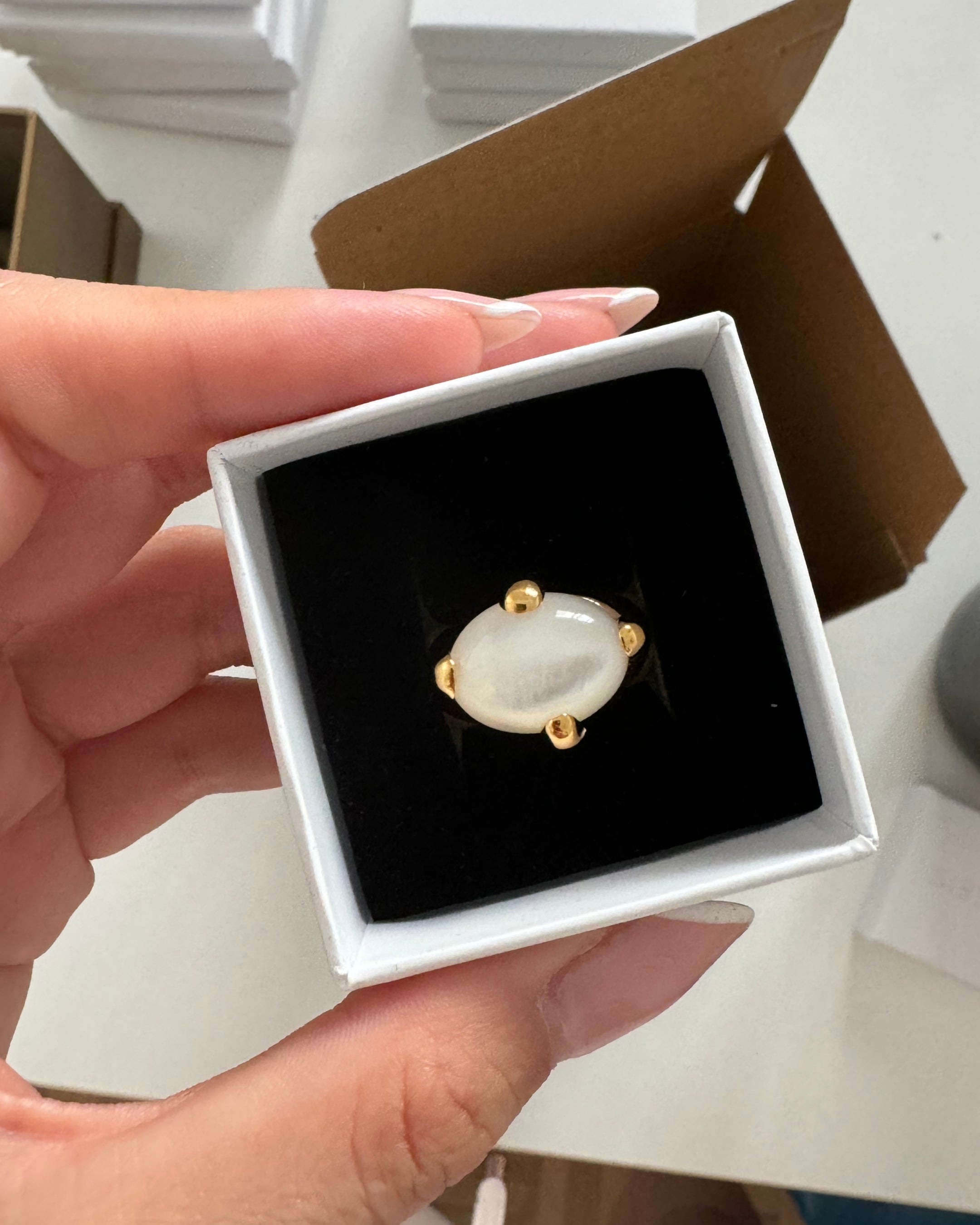 AURELIA RING Natural Mother of Pearl Oval Cabochon