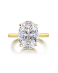 Anillo Flapper con piedra oval protagonista y acabado en oro amarillo de 18 kts. Una joya elegante inspirada en el estilo vintage.