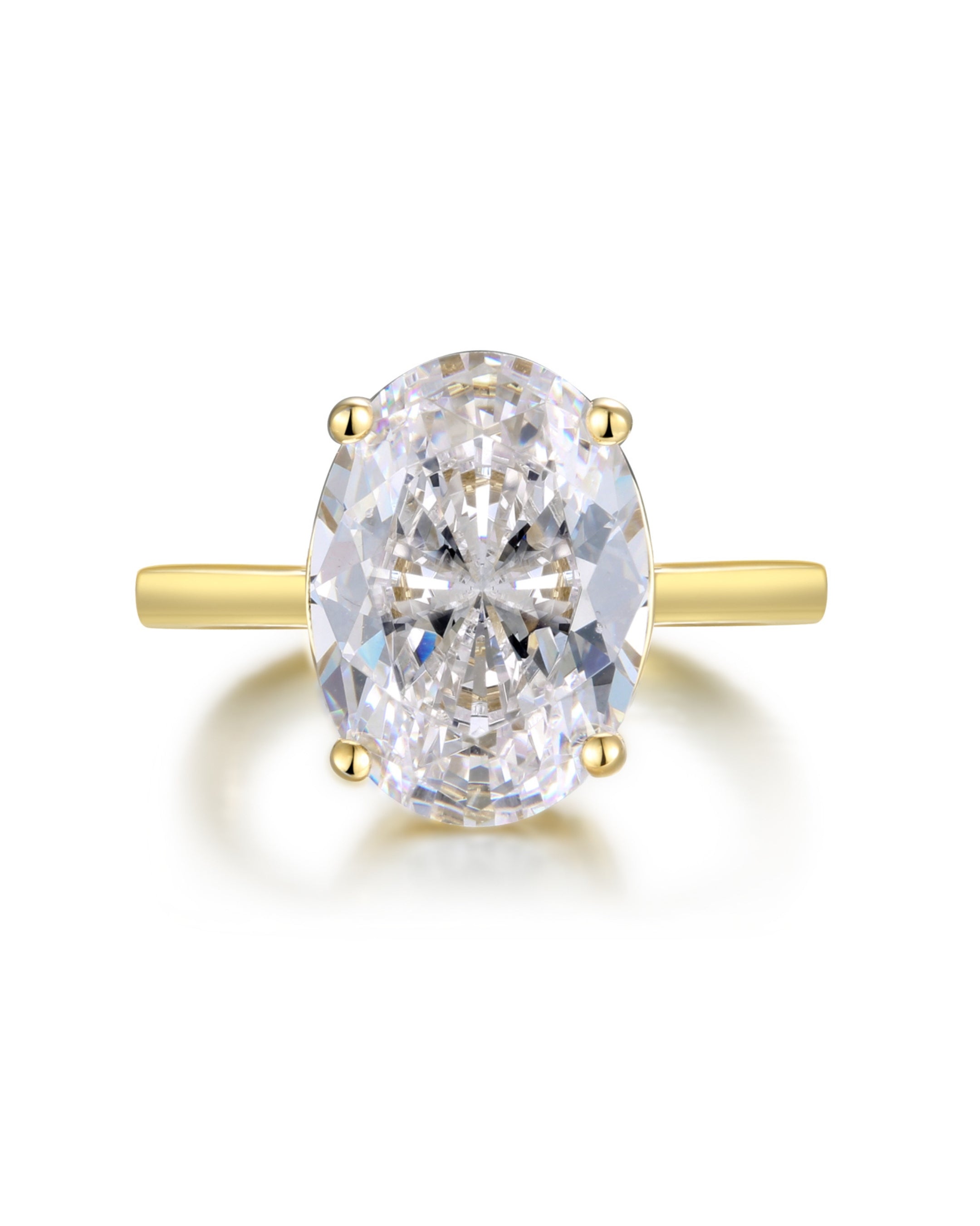 Anillo Flapper con piedra oval protagonista y acabado en oro amarillo de 18 kts. Una joya elegante inspirada en el estilo vintage.