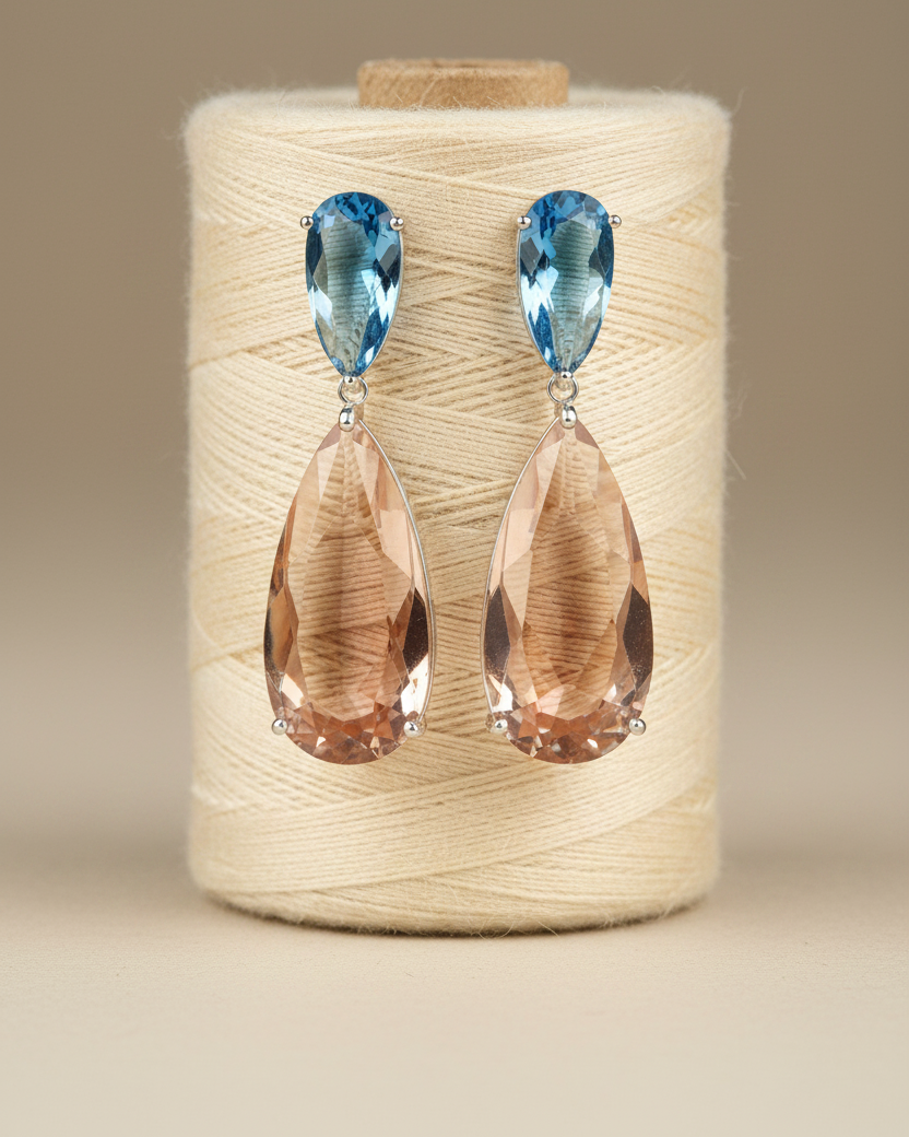 Pendientes de lujo Juliette con diseño sofisticado y acabado elegante en rodio.