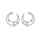 Pendientes Zenit de Sibela Studio con baño de rodio y piedras blancas brillantes.