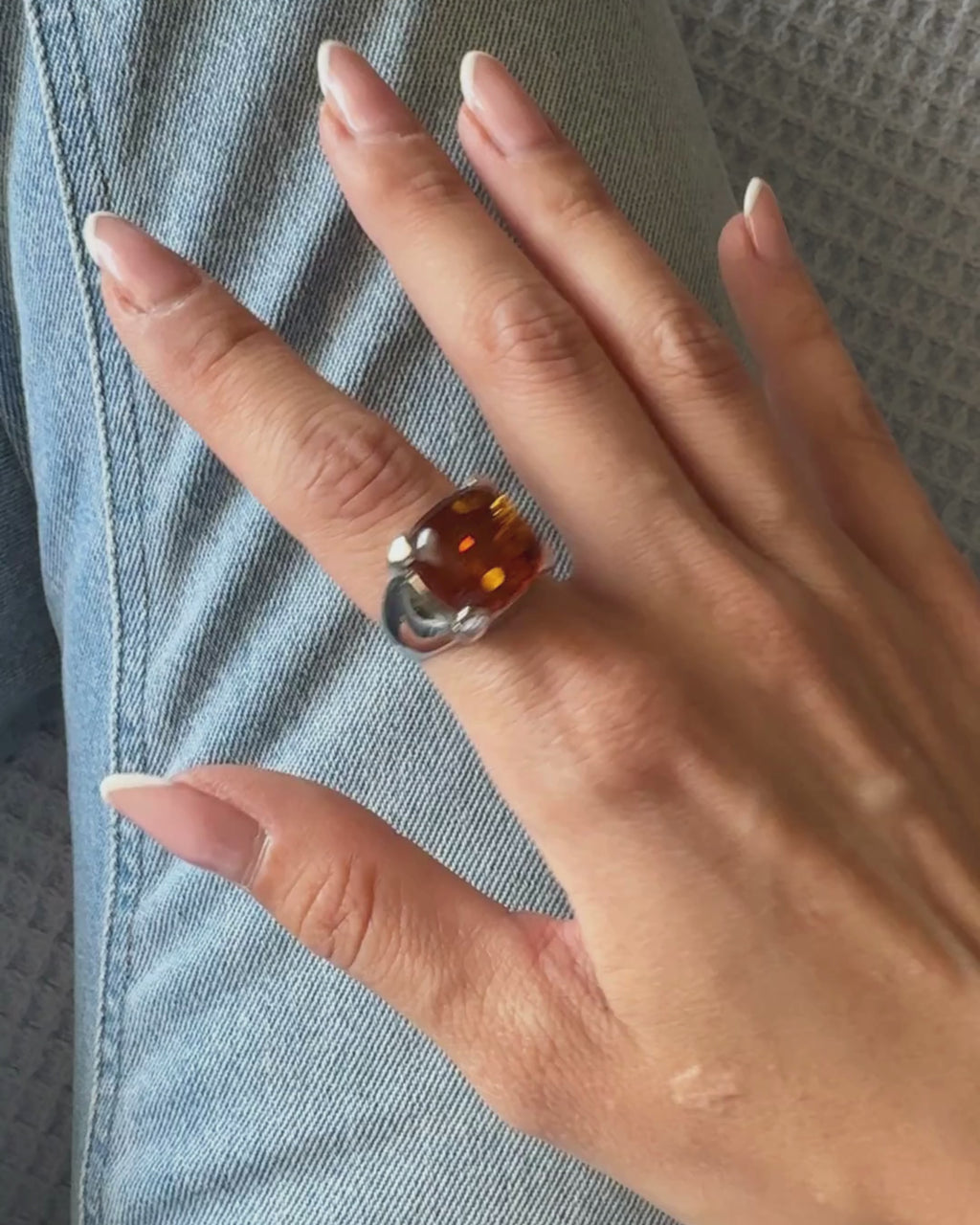 ANILLO SOLARA Ambar Natural Cabochón Antico