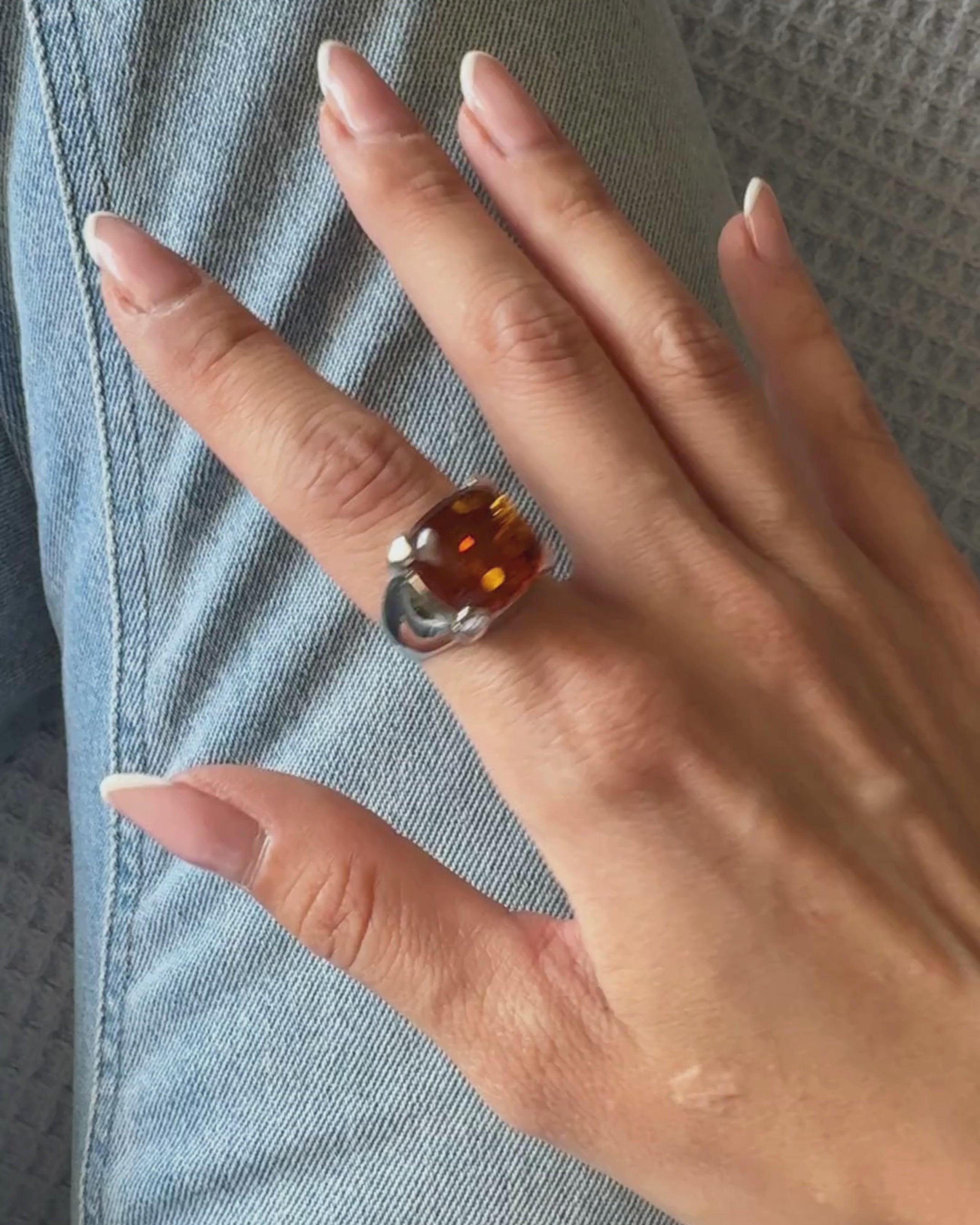 ANILLO SOLARA Ambar Natural Cabochón Antico