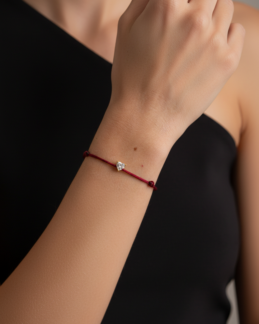 Pulsera Áine inspirada en la suerte, la protección y el amor.