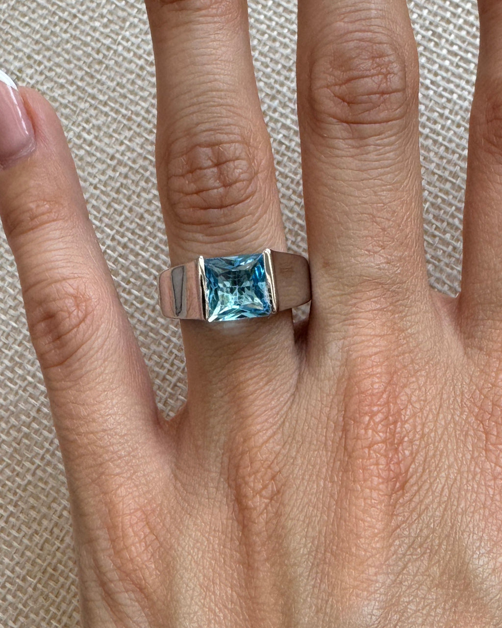 STILLA Natural Topaz Carré Princess RING